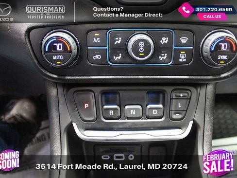 Used 2020 GMC Terrain SLT w/ Preferred Package image 18