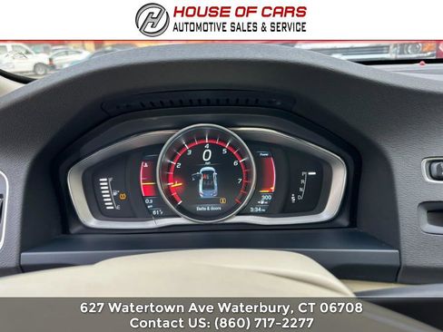 Used 2015 Volvo S60 T5 Platinum image 29