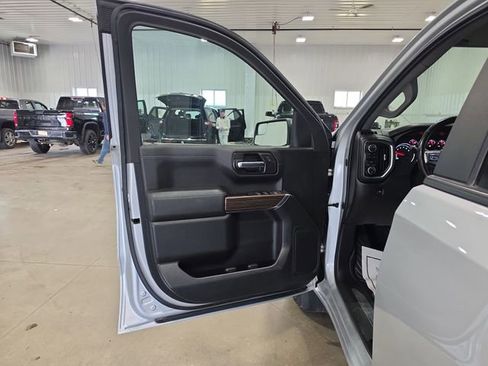 Used 2020 Chevrolet Silverado 1500 LT w/ All-Star Edition AWD/4WD image 22