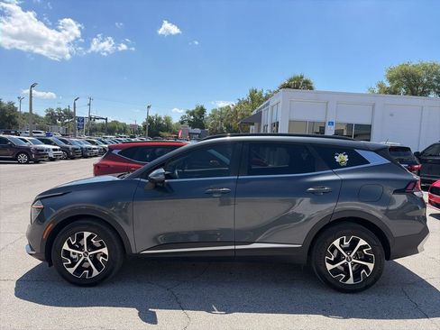 Certified 2024 Kia Sportage EX w/ EX Premium Package image 4