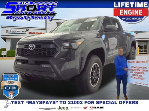 Used 2025 Toyota Tacoma TRD Off-Road image 1