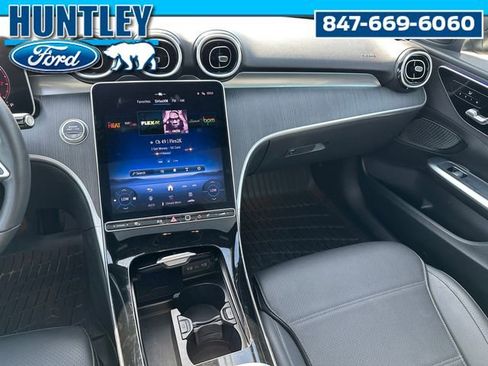 Used 2025 Mercedes-Benz C 300 4MATIC Sedan image 18