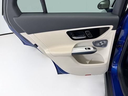 Certified 2026 Mercedes-Benz GLC 300 image 24
