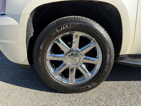 Used 2012 GMC Yukon Denali image 25