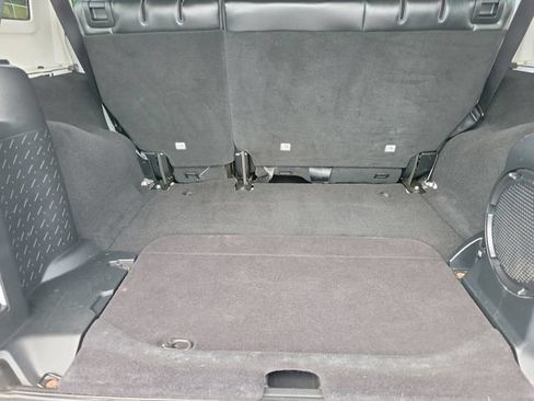 Used 2014 Jeep Wrangler Unlimited Rubicon AWD/4WD image 18