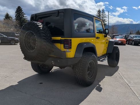 Used 2015 Jeep Wrangler Sport w/ Quick Order Package 24S AWD/4WD image 8