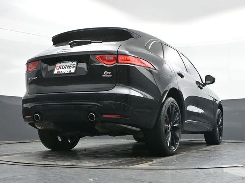 Used 2020 Jaguar F-PACE S image 38