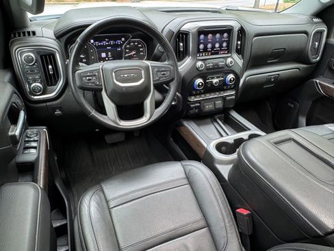 Used 2020 GMC Sierra 2500 Denali w/ Denali Ultimate Package AWD/4WD image 14