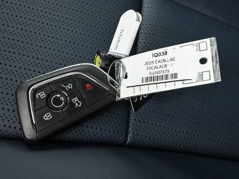 New 2025 Cadillac Escalade IQ Sport 2 image 40