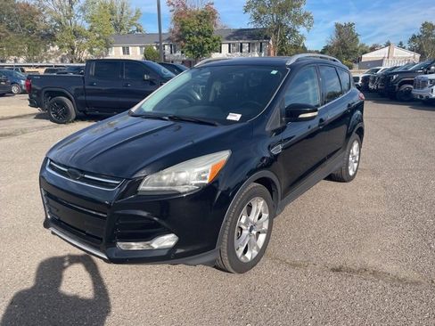 Used 2016 Ford Escape Titanium w/ Equipment Group 301A image 2