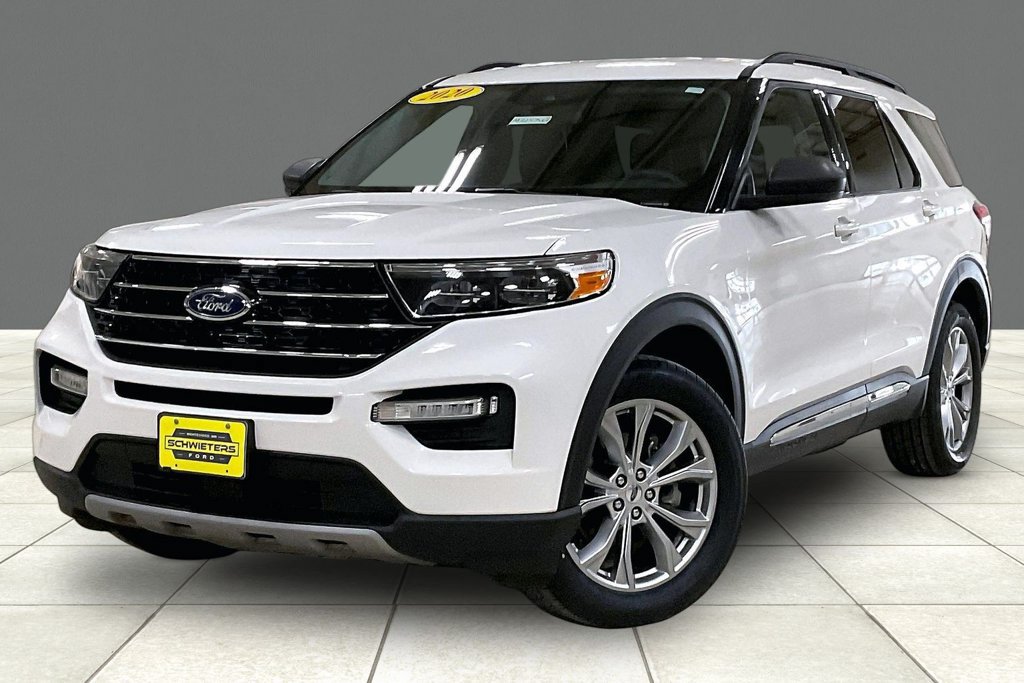 Used 2020 Ford Explorer XLT w/ Equipment Group 202A AWD/4WD image 2