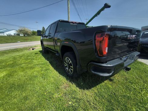 Used 2022 GMC Sierra 3500 AT4 w/ AT4 Premium Plus Package AWD/4WD image 3