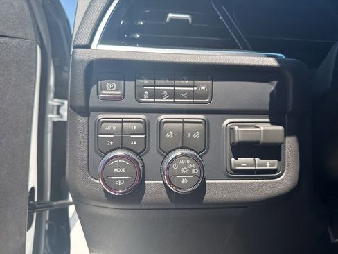 New 2026 Chevrolet Suburban RST AWD/4WD image 28
