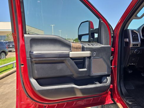 Used 2017 Ford F350 Lariat w/ FX4 Off-Road Package AWD/4WD image 12