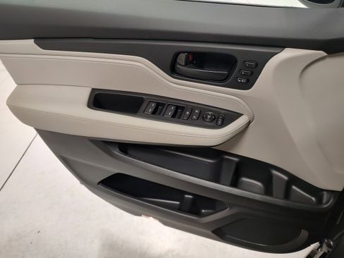 New 2026 Honda Odyssey EX-L image 8