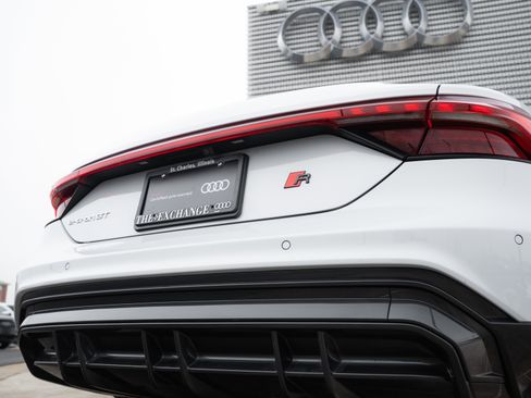 Used 2023 Audi e-tron GT Prestige w/ Prestige Package image 37