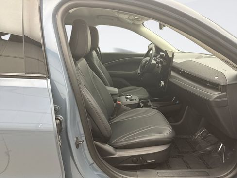 Used 2024 Ford Mustang Mach-E Premium AWD/4WD image 19