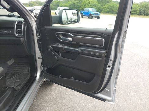 Used 2025 RAM 1500 Big Horn AWD/4WD image 29