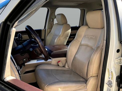 Used 2016 RAM 2500 Laramie w/ Convenience Group image 20