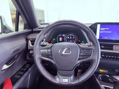 Certified 2024 Lexus UX 250h F Sport image 18