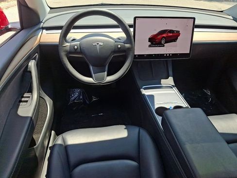 Used 2023 Tesla Model Y Long Range AWD/4WD image 11