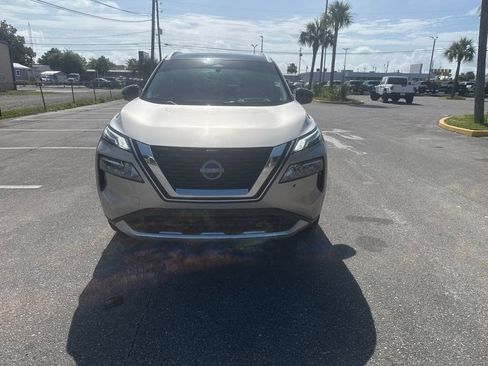Used 2023 Nissan Rogue Platinum w/ Platinum Premium Package FWD image 1