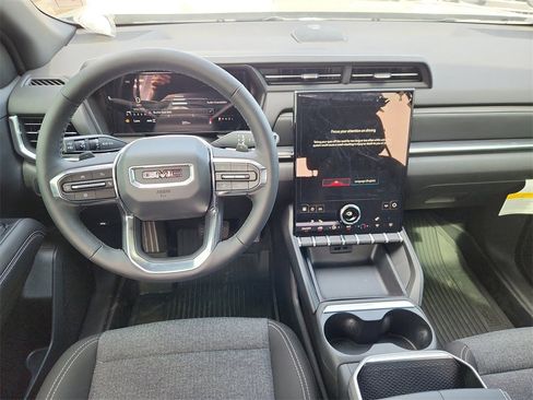 New 2026 GMC Terrain Elevation w/ Technology Package II image 9