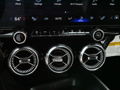 Used 2024 Chevrolet Blazer EV LT AWD/4WD image 23