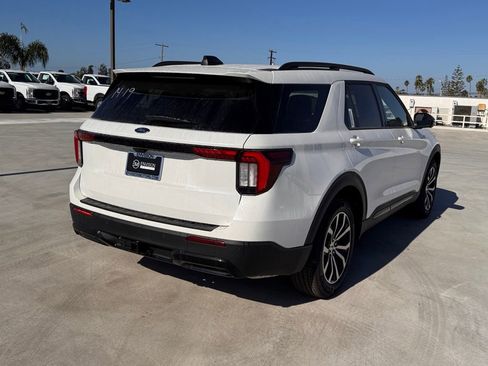 New 2026 Ford Explorer ST-Line RWD image 12