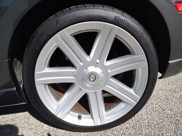 Used 2005 Chrysler Crossfire Limited RWD image 24