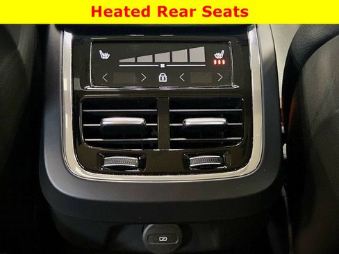 Used 2024 Volvo S60 B5 Ultimate image 34