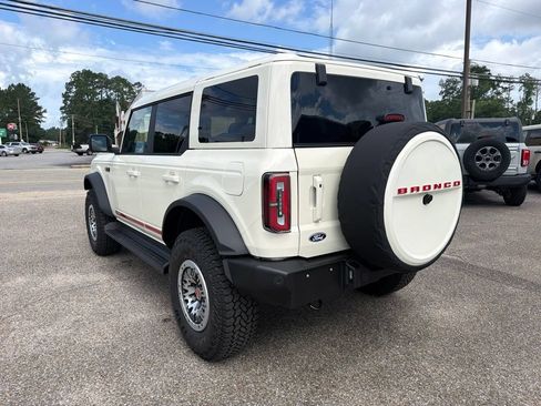 New 2026 Ford Bronco Outer Banks w/ Sasquatch Package AWD/4WD image 8