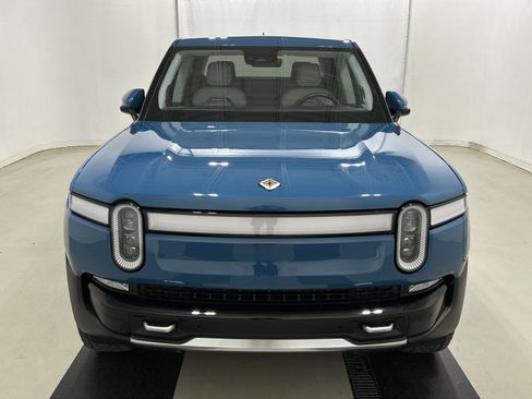 Used 2024 Rivian R1T Adventure AWD/4WD image 8