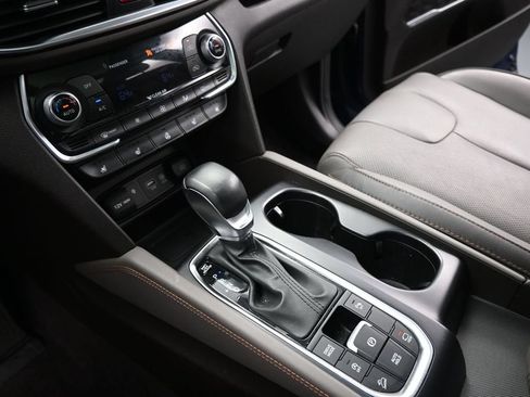 Used 2019 Hyundai Santa Fe AWD image 18