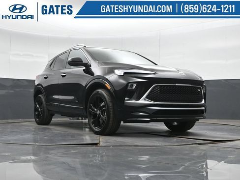 Used 2025 Buick Encore GX Sport Touring FWD image 35