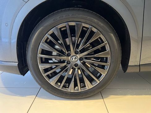 Used 2026 Lexus RX 350 AWD w/ Convenience Package image 18