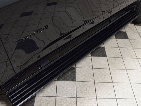 Used 2023 Chevrolet Tahoe High Country w/ Premium Package 2 image 28