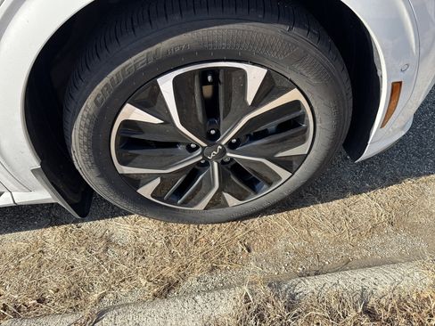 Used 2023 Kia EV6 GT-Line image 12