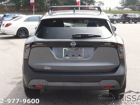New 2025 Nissan Kicks SR image 6