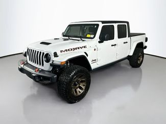 Used 2020 Jeep Gladiator Mojave AWD/4WD video 3