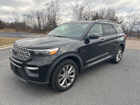 Used 2022 Ford Explorer Limited w/ Equipment Group 301A image 4