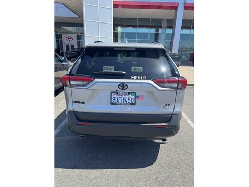 Certified 2025 Toyota RAV4 LE AWD/4WD image 3