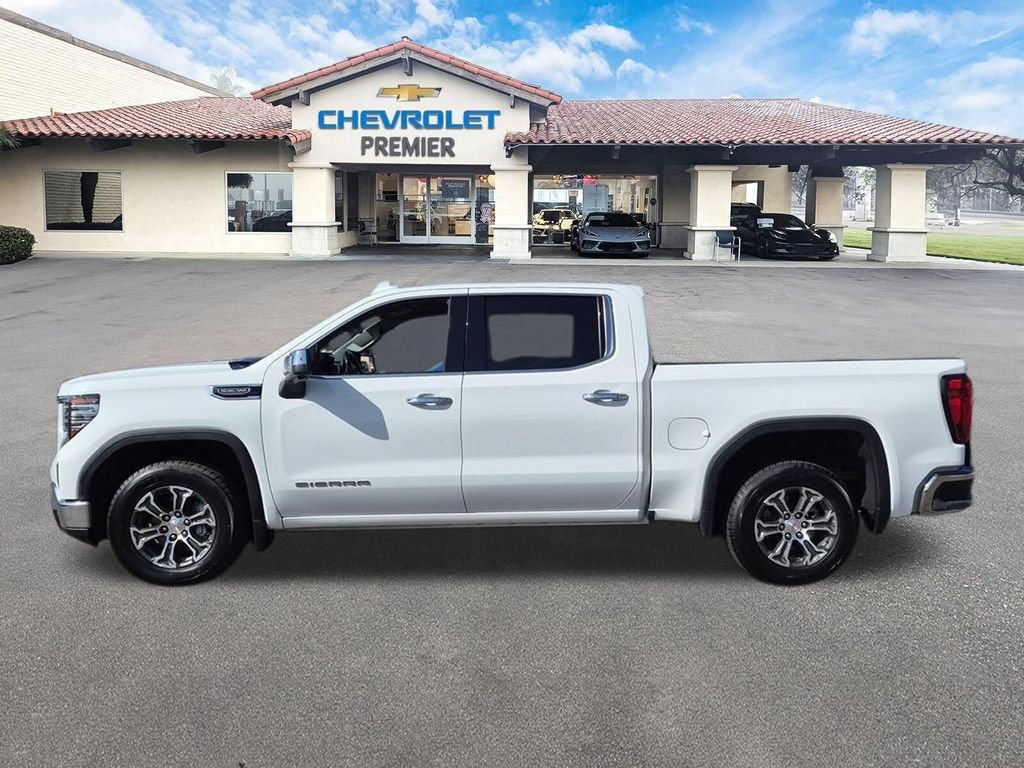 Used 2025 GMC Sierra 1500 SLT RWD image 5