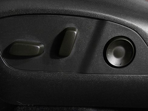 Used 2024 Chevrolet Equinox EV RS image 20