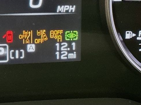 New 2026 Subaru Crosstrek 2.5i Limited w/ Crosstrek Mirror Package image 12