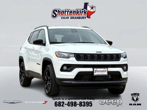 New 2026 Jeep Compass Latitude AWD/4WD image 1