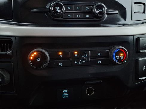 Used 2021 Ford F150 XL image 14