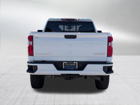 Certified 2022 Chevrolet Silverado 2500 High Country w/ Z71 Off-Road Package AWD/4WD image 5