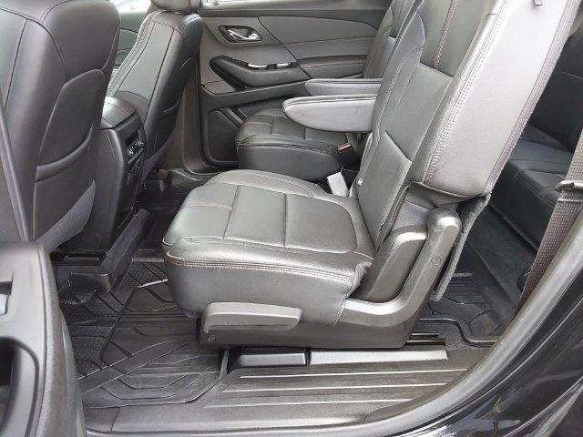 Used 2023 Chevrolet Traverse RS w/ LPO, Floor Liner Package AWD/4WD image 15