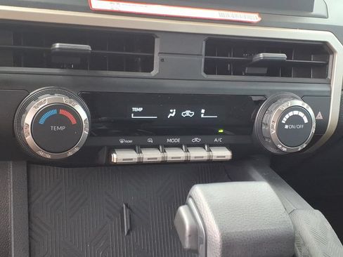 Certified 2025 Toyota Tacoma SR AWD/4WD image 10